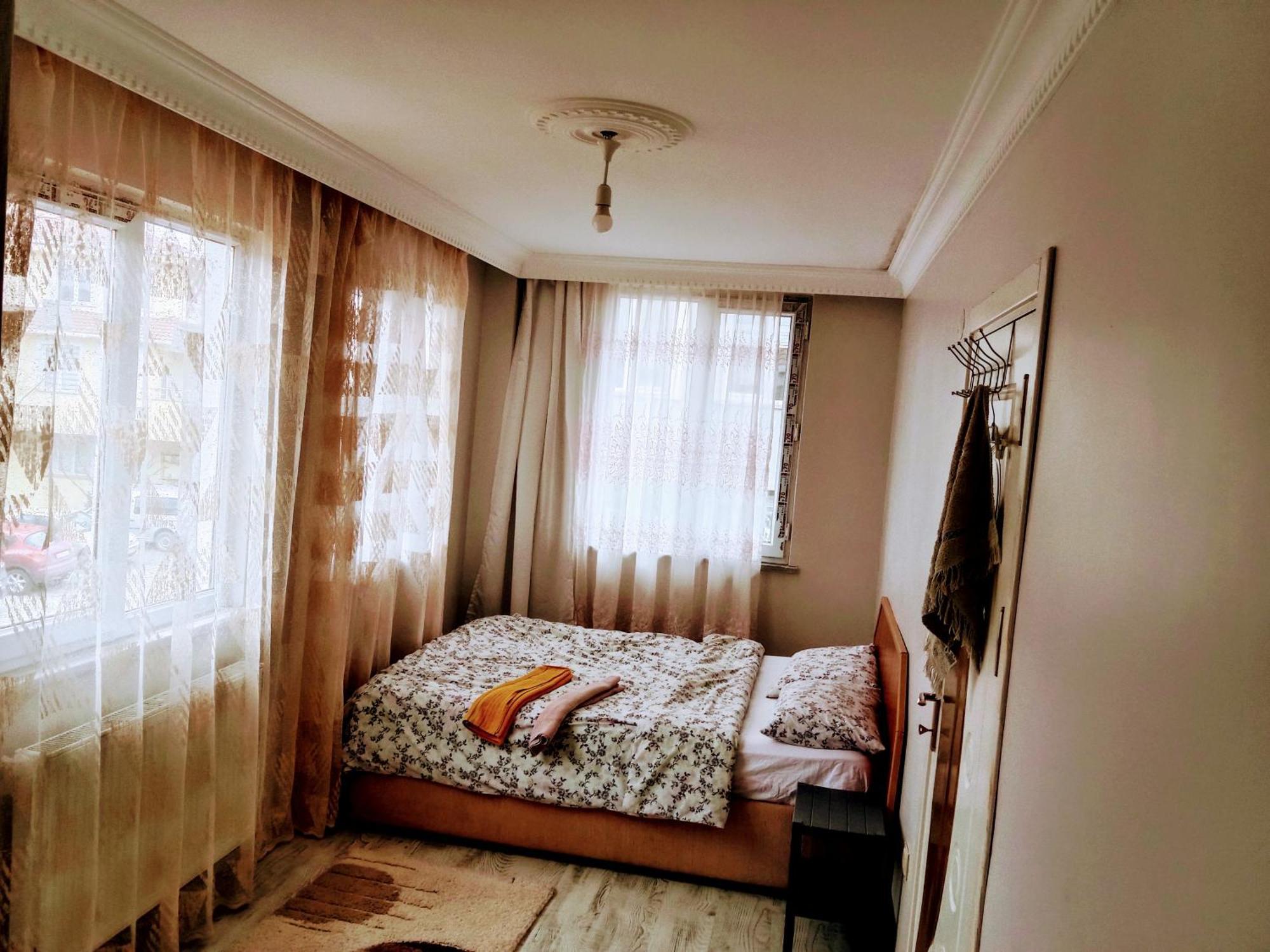Ahmet Teacher Hotel, 5 Minutes From The Airport Arnavutkoy エクステリア 写真