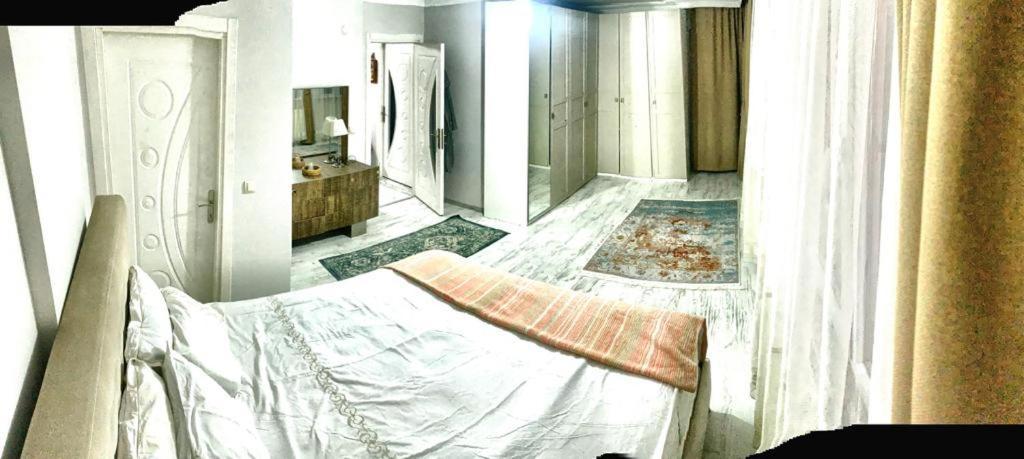 Ahmet Teacher Hotel, 5 Minutes From The Airport Arnavutkoy エクステリア 写真