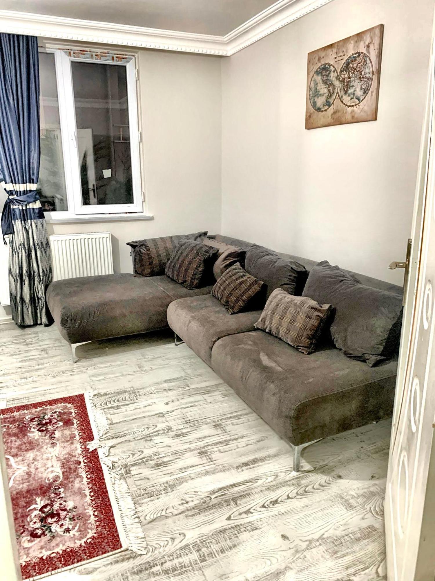 Ahmet Teacher Hotel, 5 Minutes From The Airport Arnavutkoy エクステリア 写真