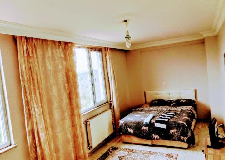 Ahmet Teacher Hotel, 5 Minutes From The Airport Arnavutkoy エクステリア 写真